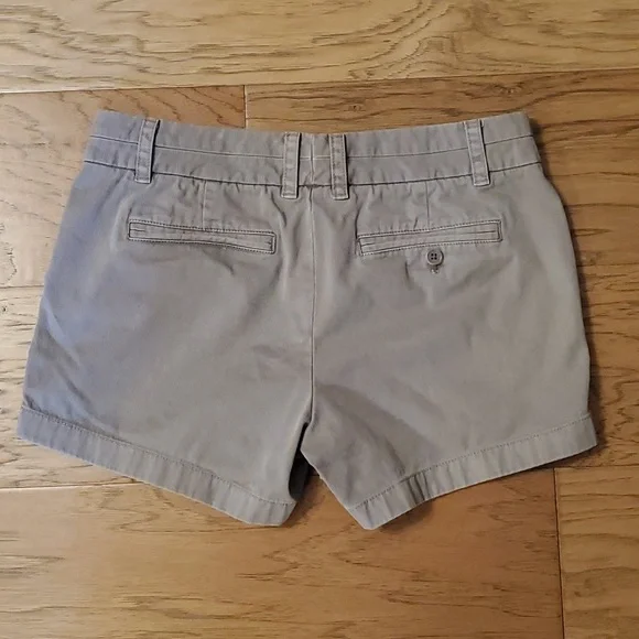 J. Crew 4" Chino Shorts Size 6 Grey 100% Cotton Women - Picture 7 of 7